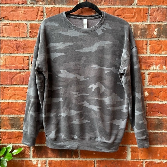 Athleta Womens Small Studio To Street Gray Camo Pullover Sweatshirt - Picture 1 of 9